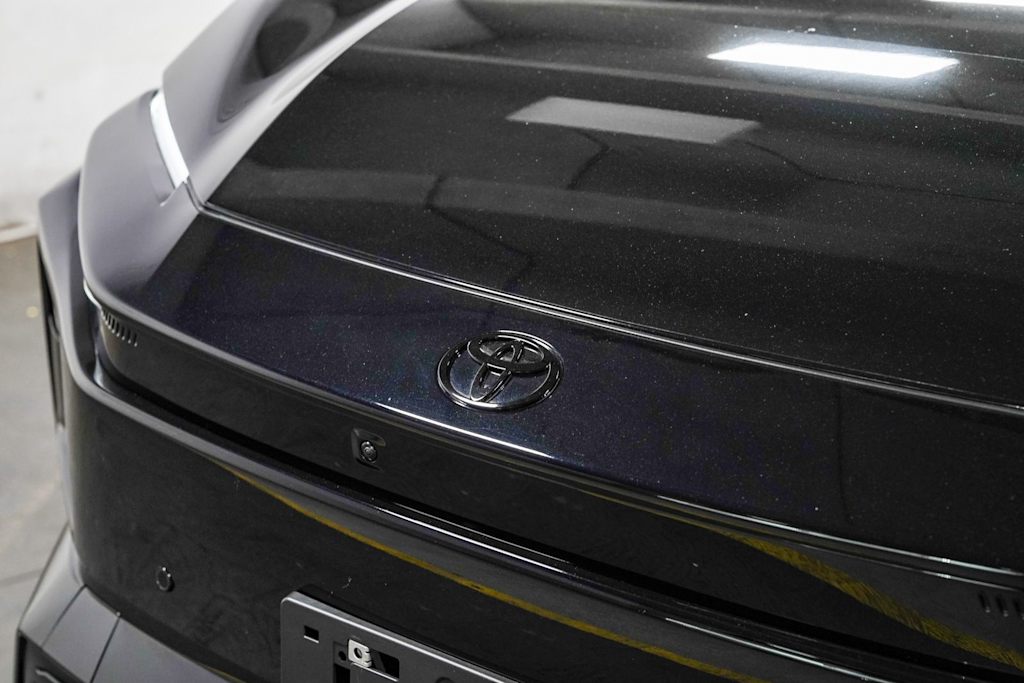 Thumbnail: 2026 Toyota C-HR - 22