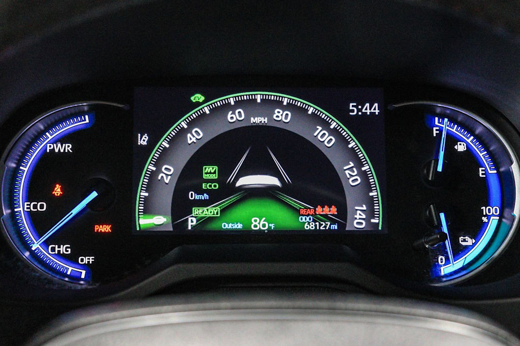 Thumbnail: 2021 Toyota RAV4 - 14