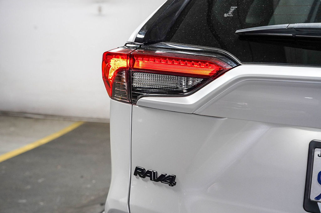 Thumbnail: 2023 Toyota RAV4 - 23