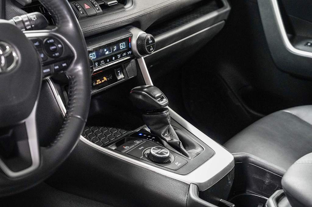 Thumbnail: 2023 Toyota RAV4 - 27