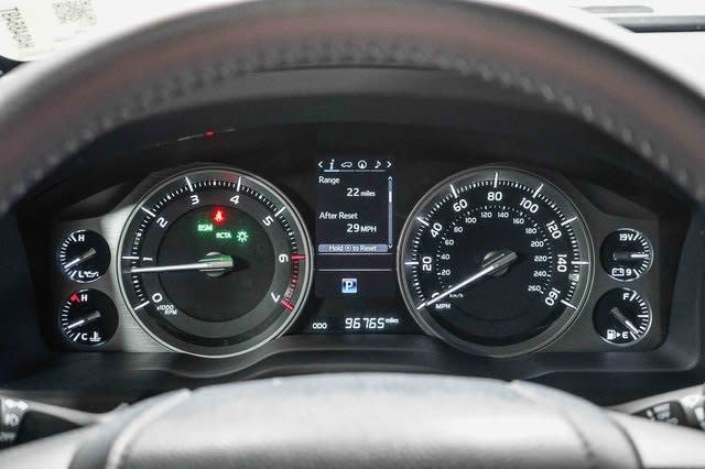 Thumbnail: 2017 Toyota Land Cruiser - 17