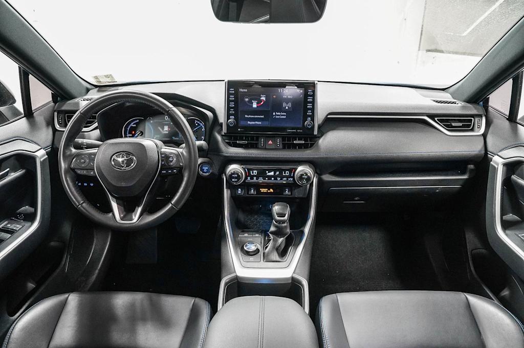 Thumbnail: 2022 Toyota RAV4 - 2