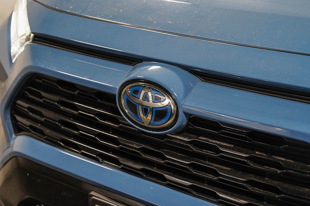 Thumbnail: 2022 Toyota RAV4 - 6