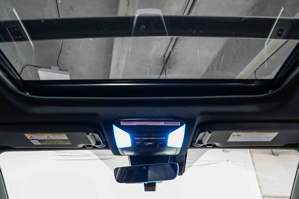 Thumbnail: 2021 Toyota RAV4 - 24