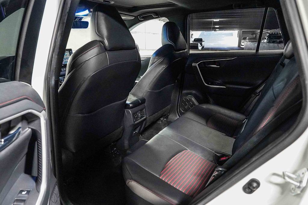 Thumbnail: 2021 Toyota RAV4 - 11