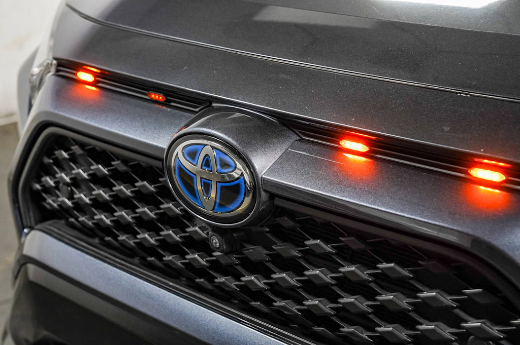 Thumbnail: 2021 Toyota RAV4 - 5