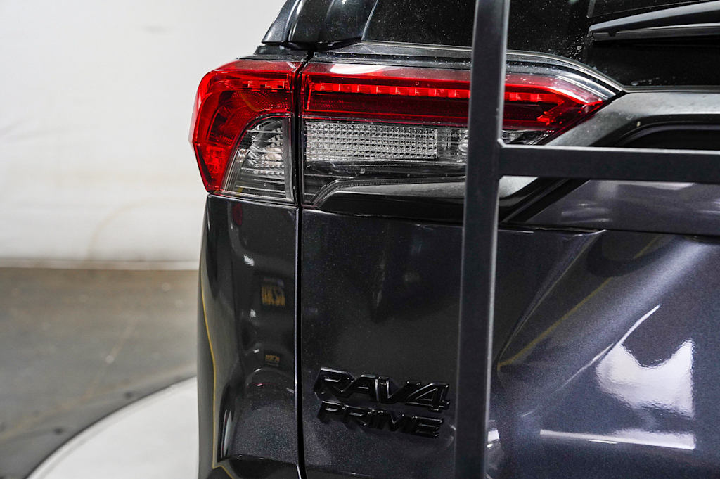 Thumbnail: 2021 Toyota RAV4 - 23