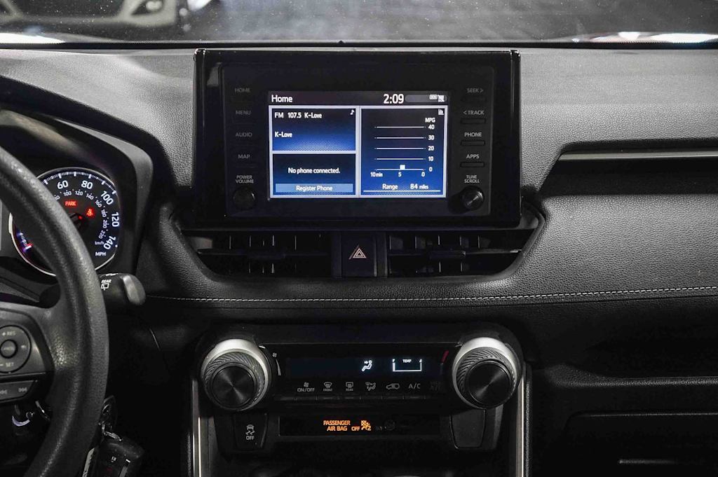 Thumbnail: 2019 Toyota RAV4 - 12
