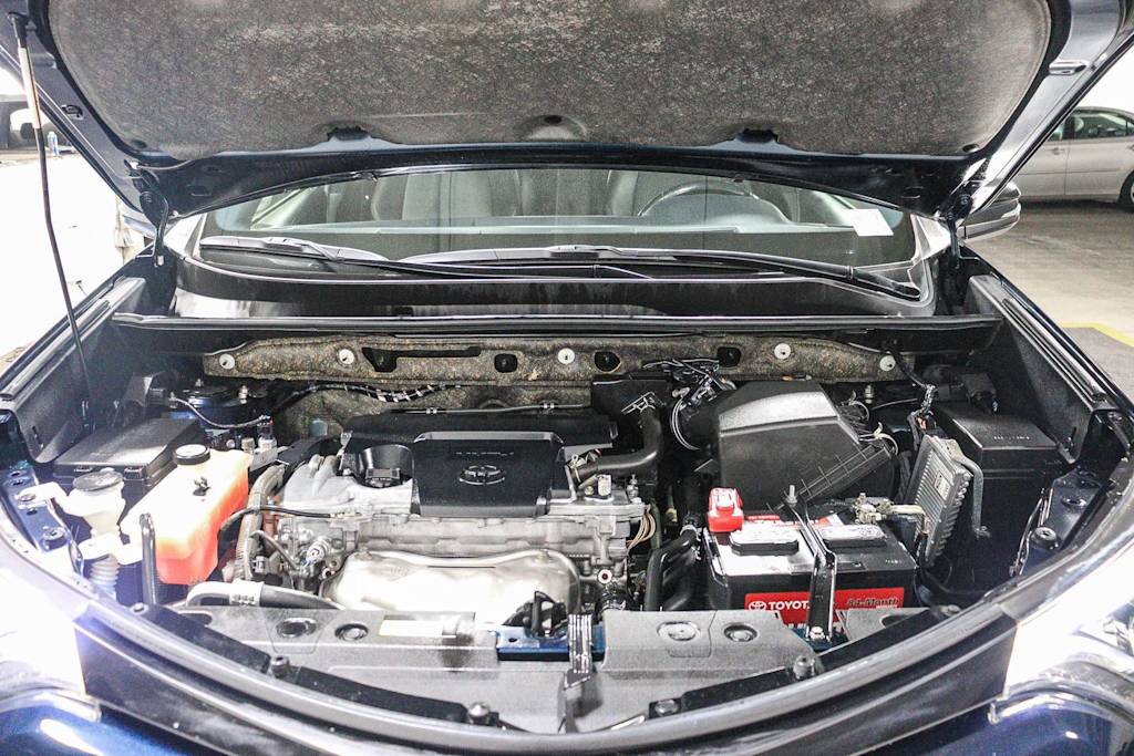 Thumbnail: 2018 Toyota RAV4 - 7