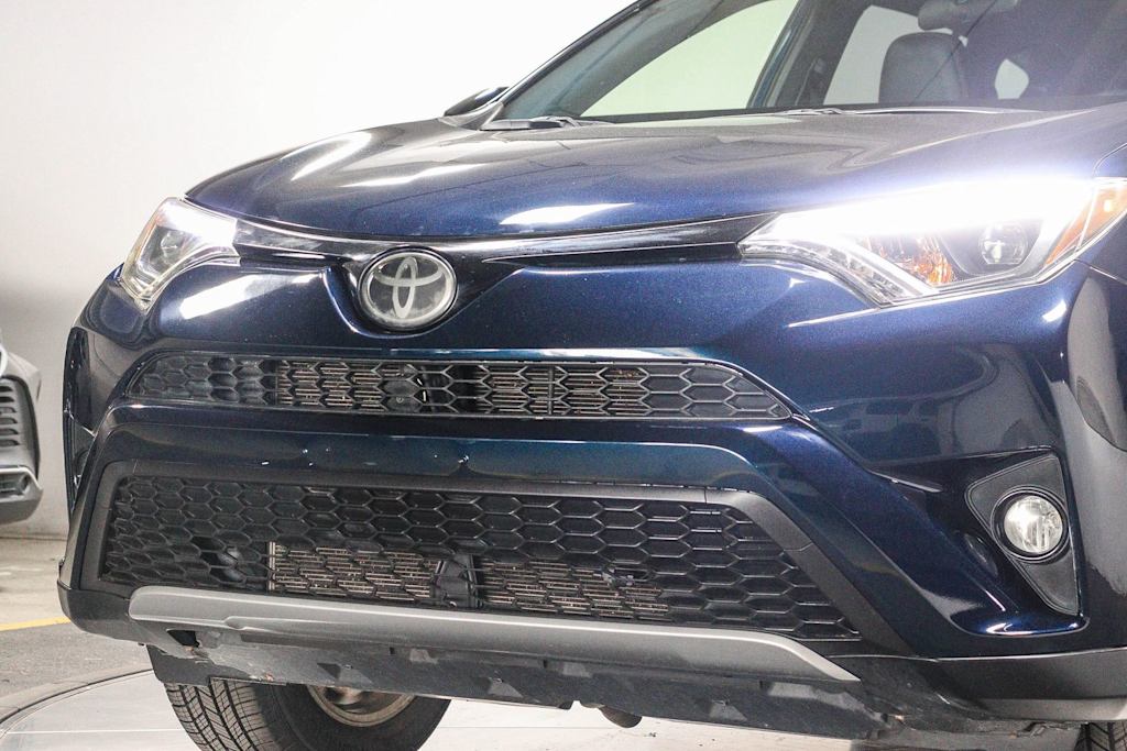 Thumbnail: 2018 Toyota RAV4 - 5