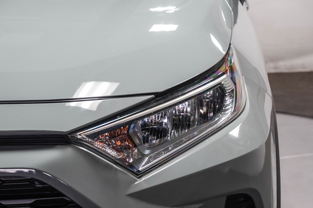 Thumbnail: 2019 Toyota RAV4 - 19