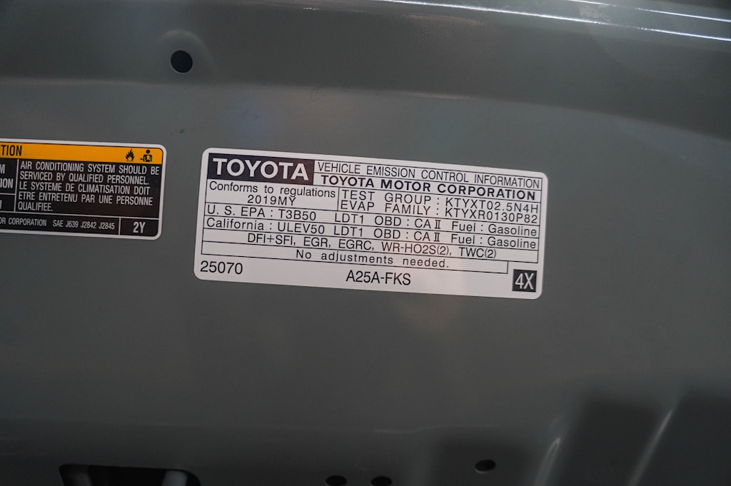 Thumbnail: 2019 Toyota RAV4 - 15