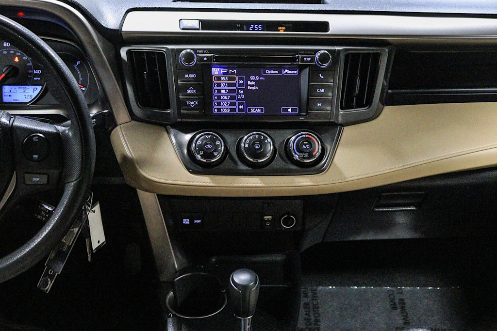 Thumbnail: 2013 Toyota RAV4 - 13
