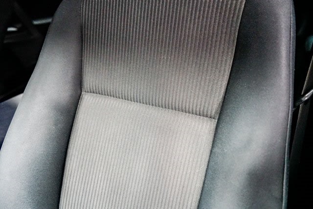 Thumbnail: 2018 Toyota RAV4 - 28