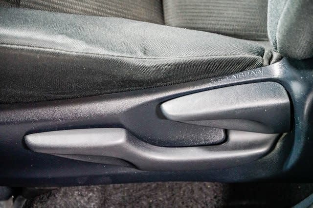 Thumbnail: 2018 Toyota RAV4 - 24