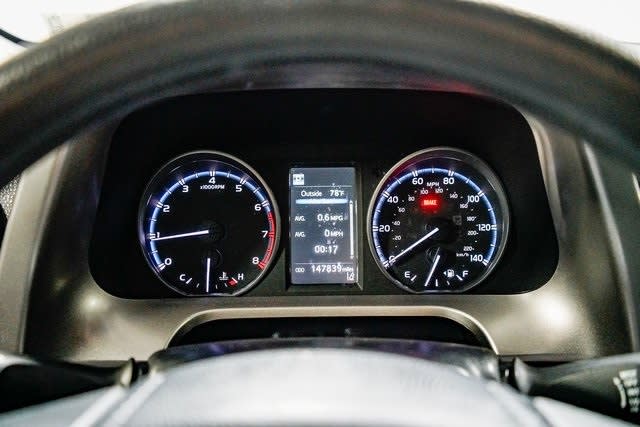 Thumbnail: 2018 Toyota RAV4 - 14