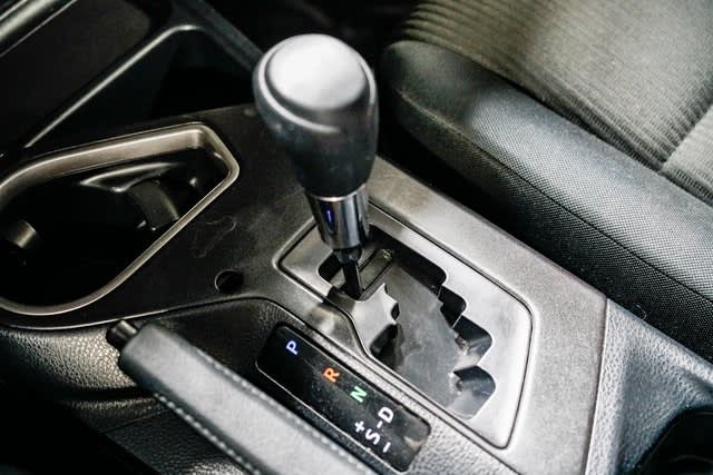 Thumbnail: 2018 Toyota RAV4 - 13