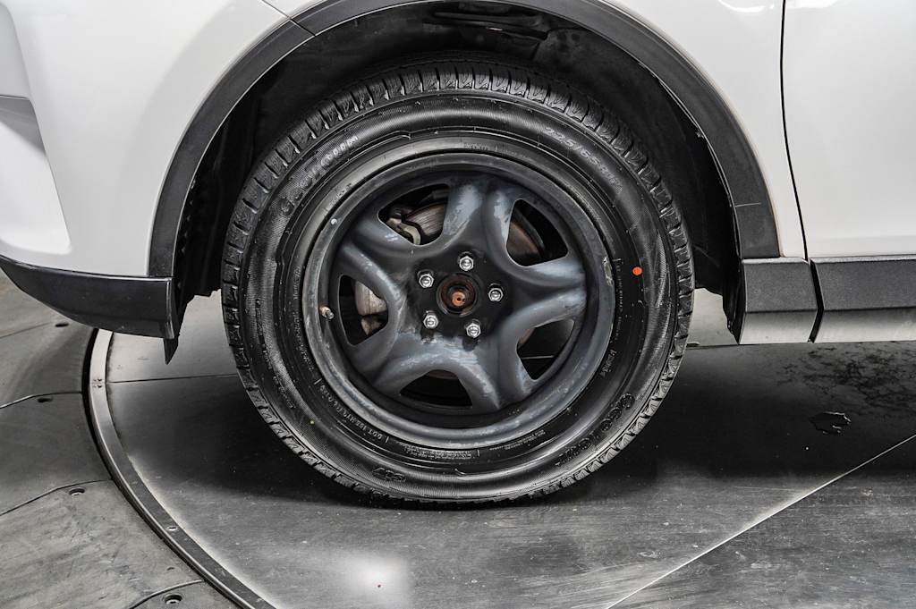 Thumbnail: 2018 Toyota RAV4 - 7