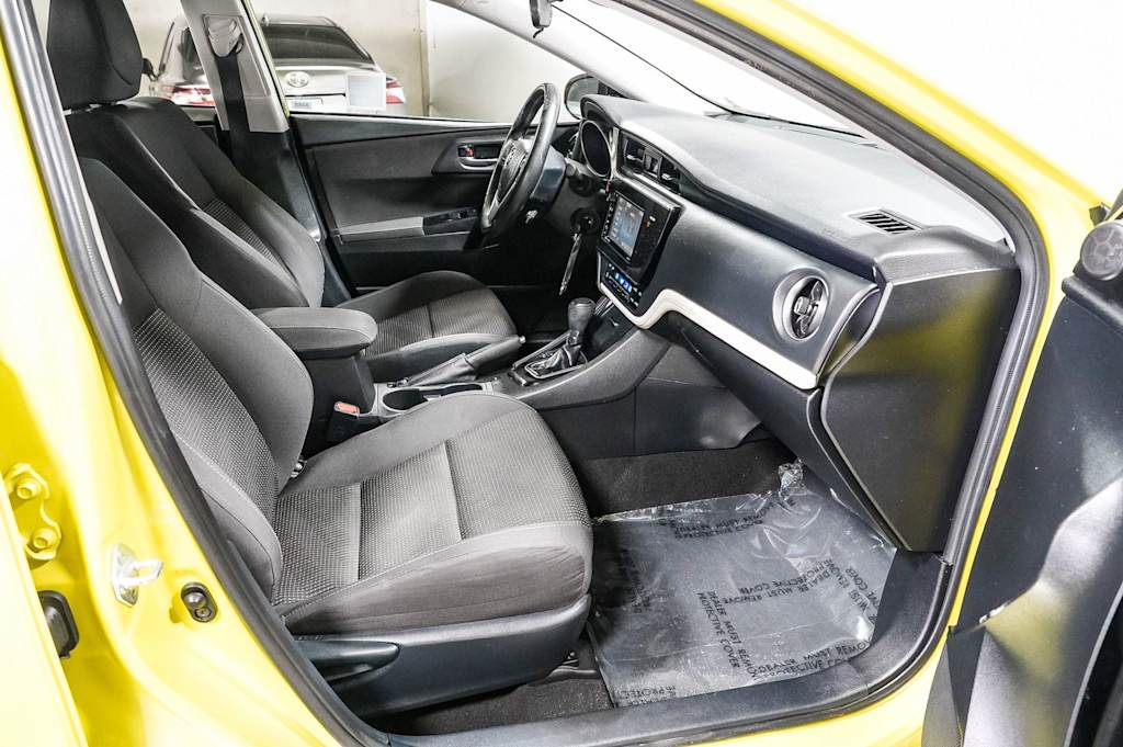 Thumbnail: 2017 Toyota Corolla iM - 7