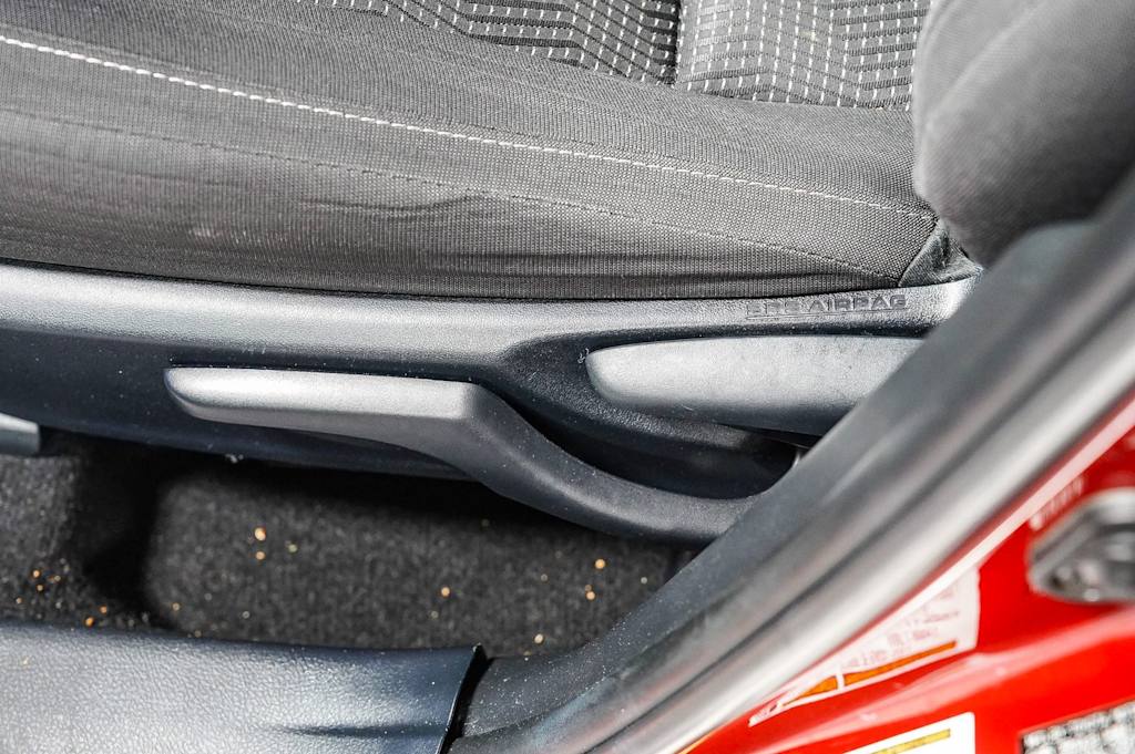 Thumbnail: 2017 Toyota Corolla iM - 25