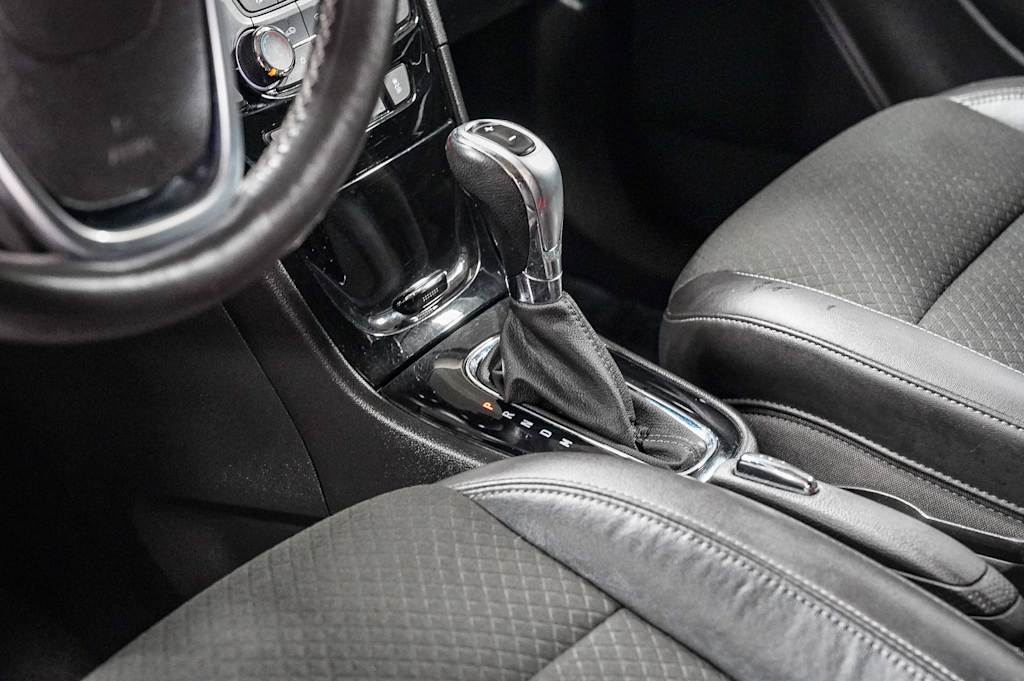 Thumbnail: 2017 Buick Encore - 15