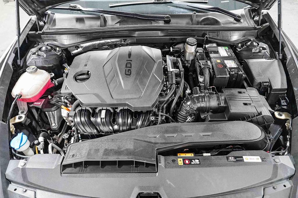 Thumbnail: 2023 Hyundai Sonata - 6