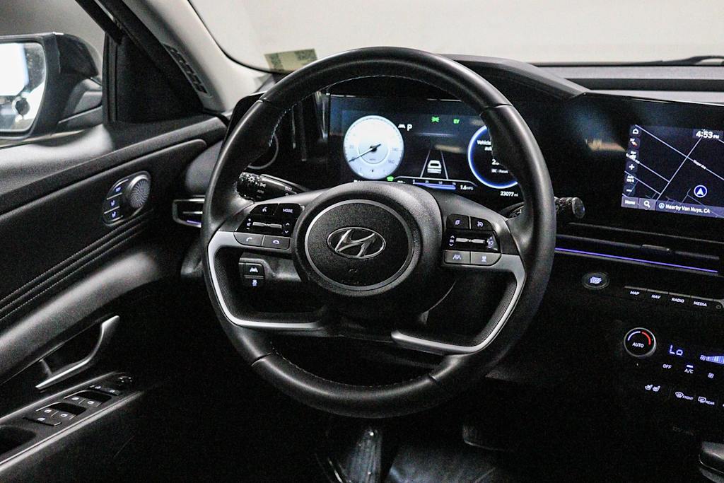 Thumbnail: 2023 Hyundai Elantra - 11