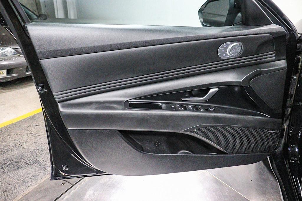 Thumbnail: 2023 Hyundai Elantra - 27