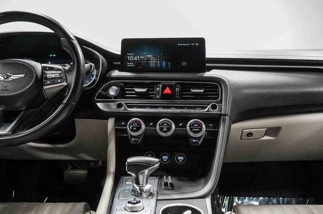 Thumbnail: 2023 Genesis G70 - 7