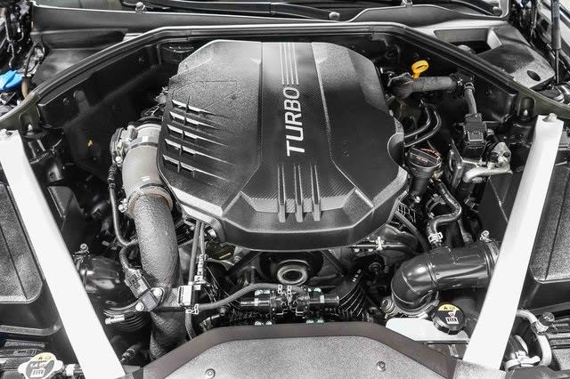 Thumbnail: 2023 Genesis G70 - 6