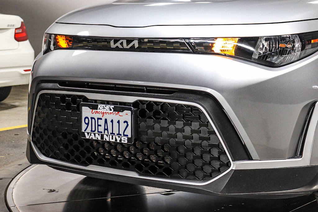 Thumbnail: 2023 Kia Soul - 5