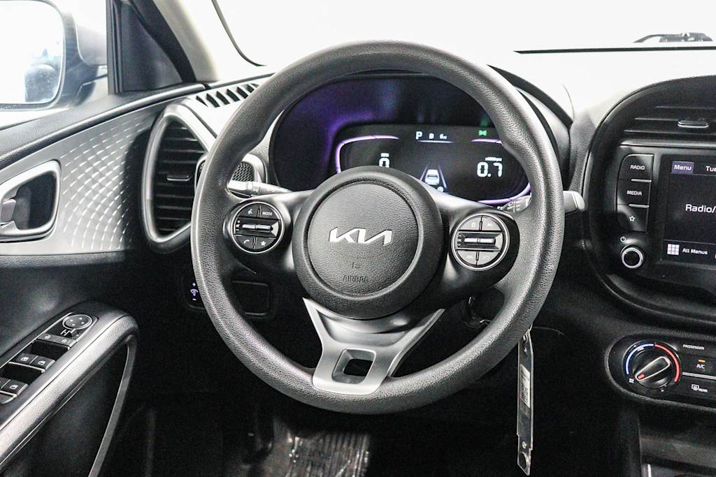 Thumbnail: 2023 Kia Soul - 8