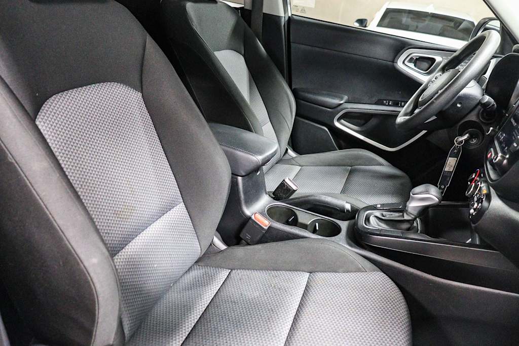Thumbnail: 2023 Kia Soul - 9