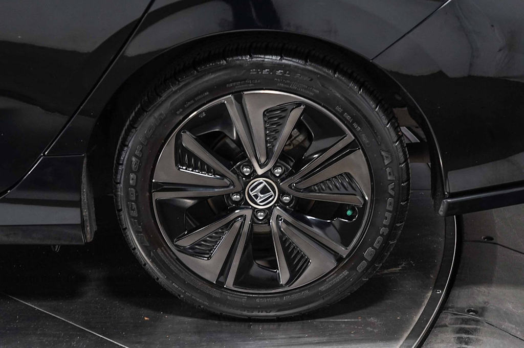 Thumbnail: 2018 Honda Civic - 6