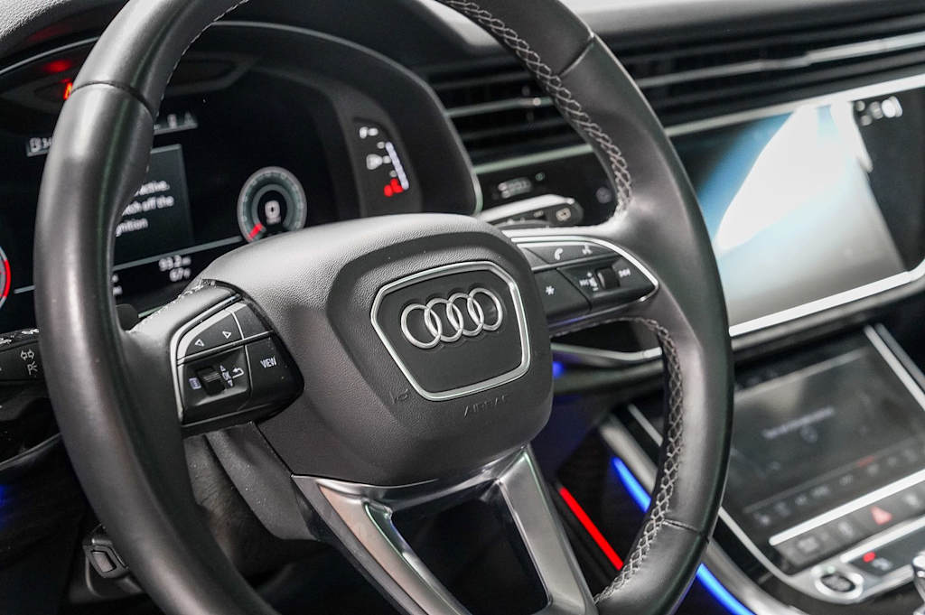 Thumbnail: 2023 Audi Q8 - 13