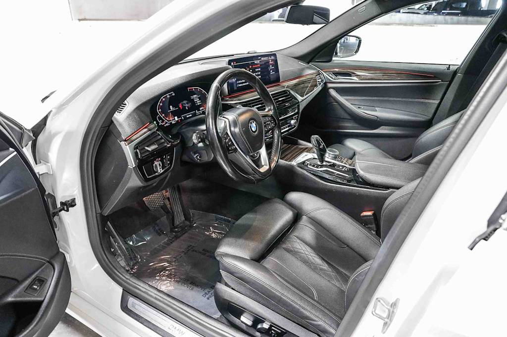 Thumbnail: 2021 BMW 5 Series - 12