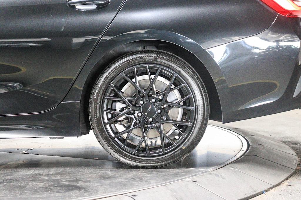 Thumbnail: 2019 BMW 3 Series - 23