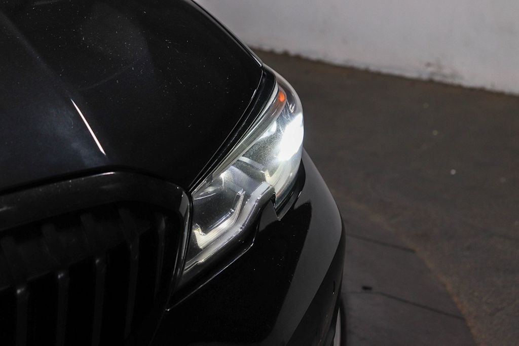 Thumbnail: 2019 BMW 3 Series - 21