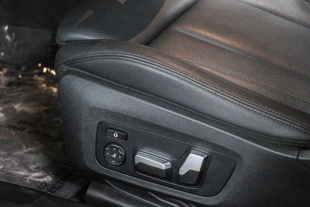 Thumbnail: 2019 BMW 3 Series - 27