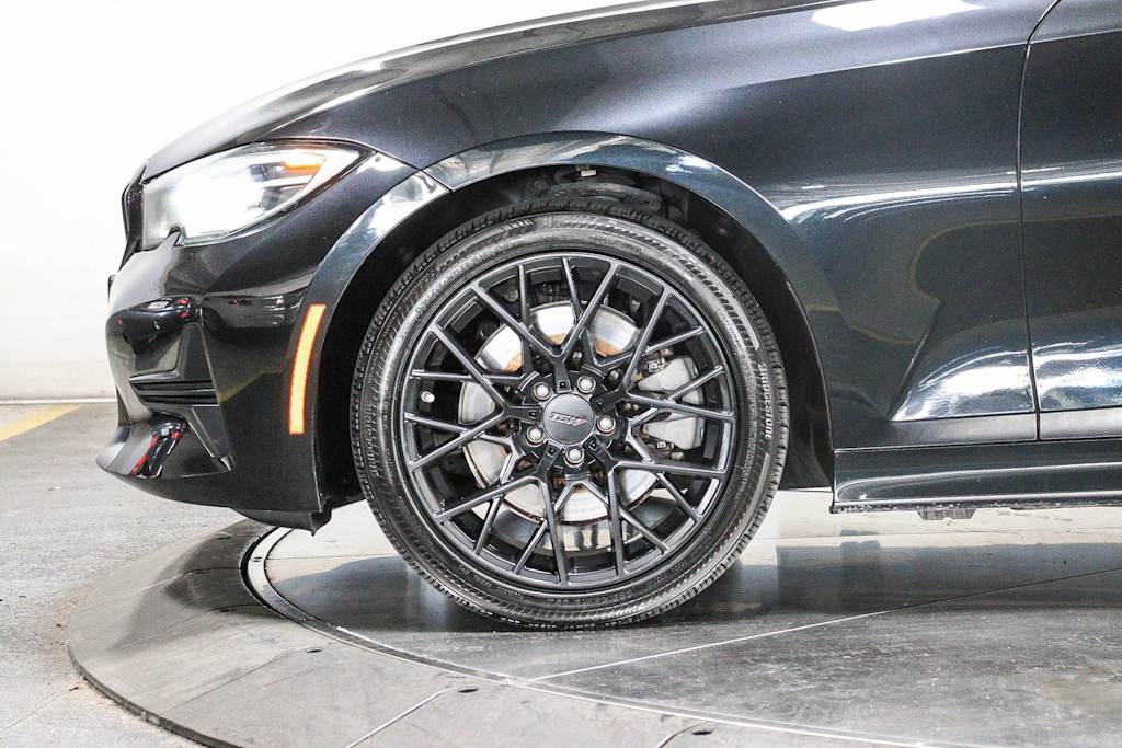 Thumbnail: 2019 BMW 3 Series - 5