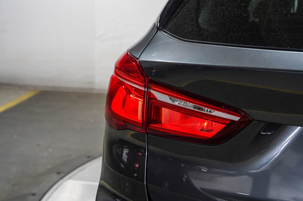 Thumbnail: 2018 BMW X1 - 24