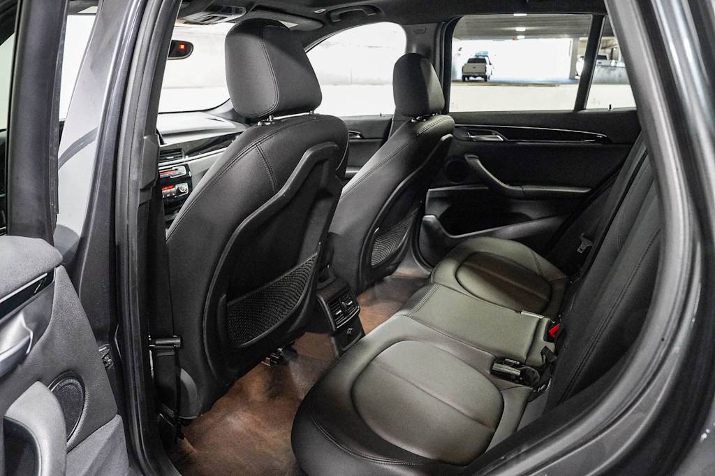 Thumbnail: 2018 BMW X1 - 12