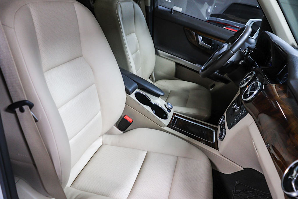 Thumbnail: 2013 Mercedes-Benz GLK - 10
