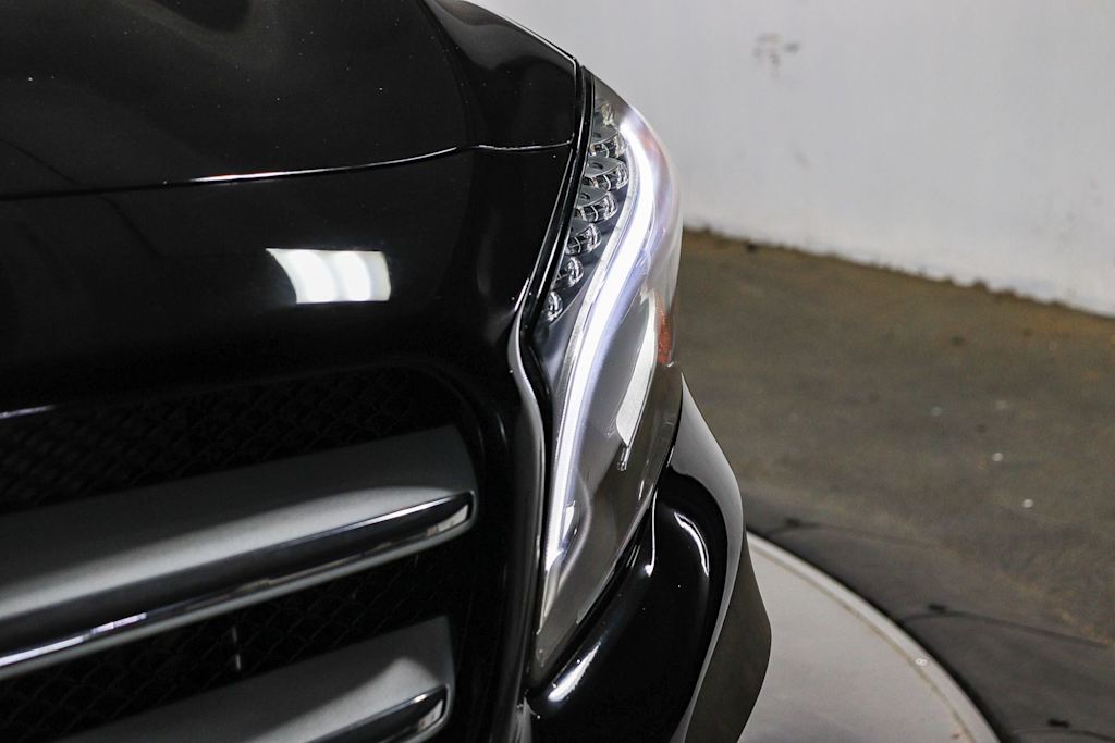 Thumbnail: 2015 Mercedes-Benz GLA - 14