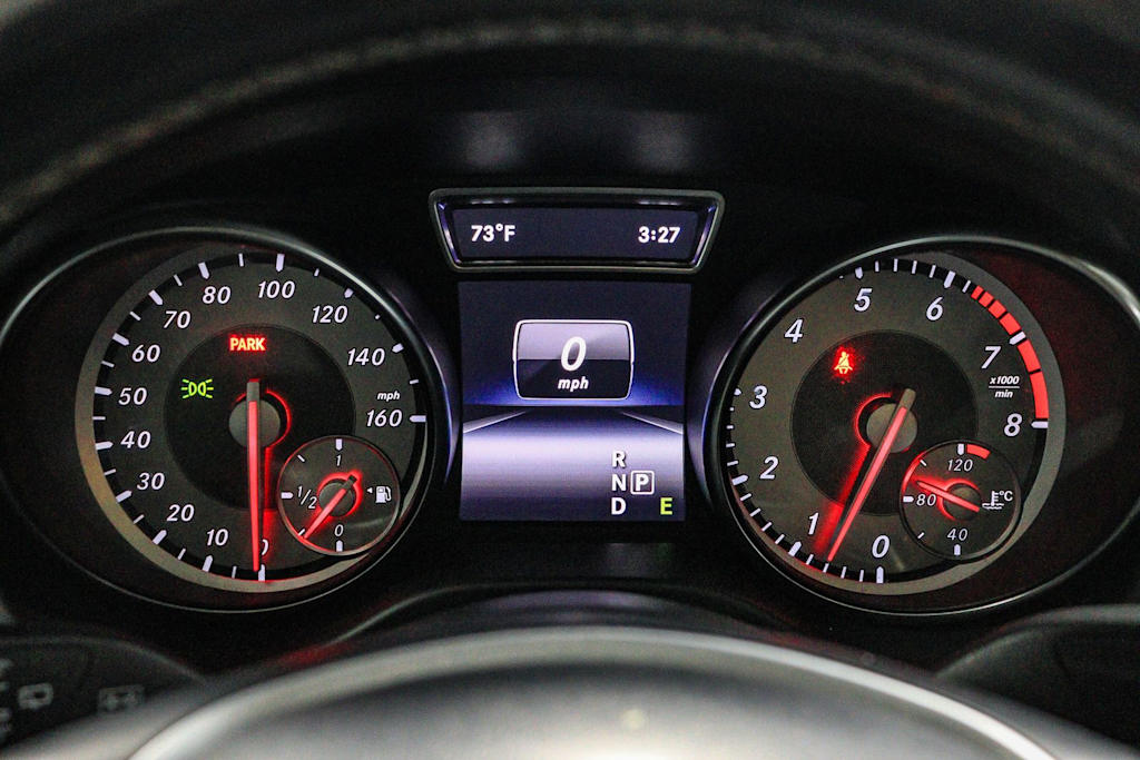 Thumbnail: 2015 Mercedes-Benz GLA - 15