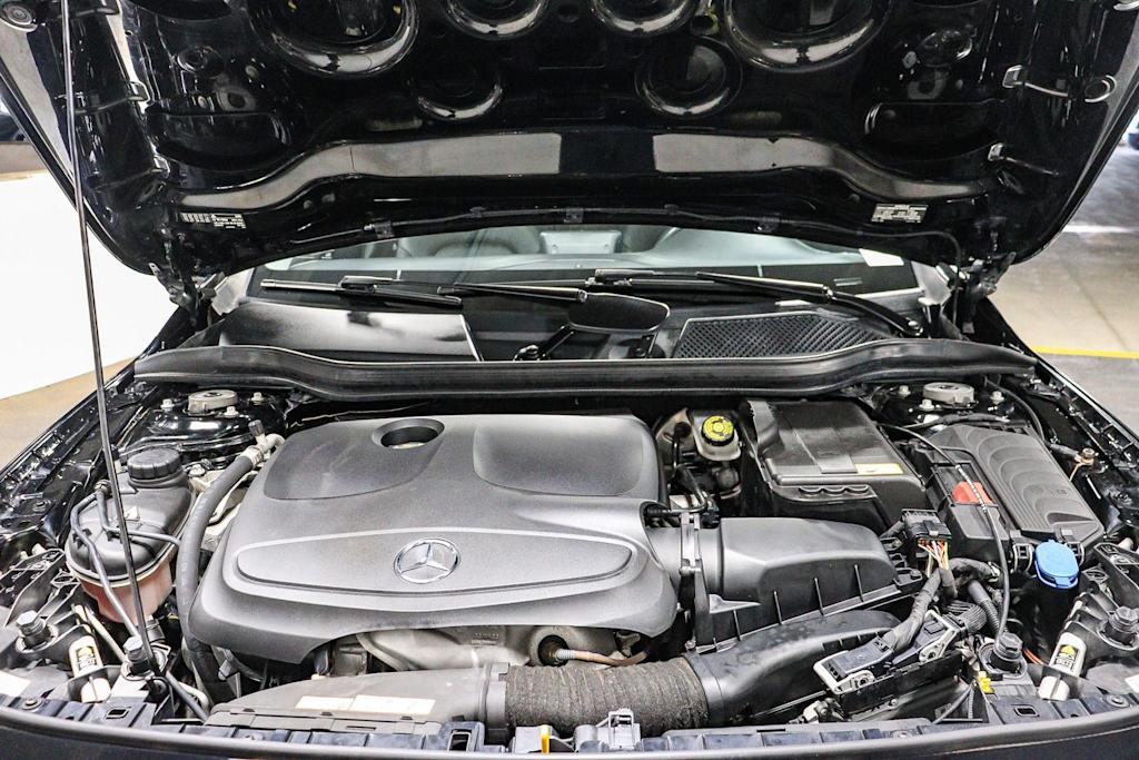 Thumbnail: 2015 Mercedes-Benz GLA - 7