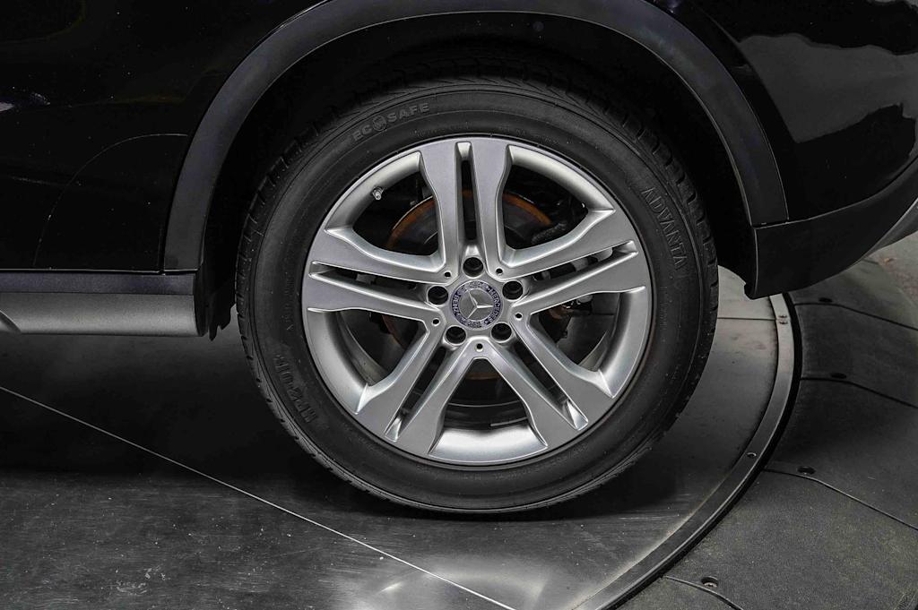 Thumbnail: 2016 Mercedes-Benz GLA - 20