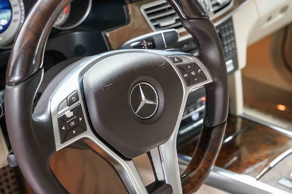 Thumbnail: 2014 Mercedes-Benz E-Class - 12