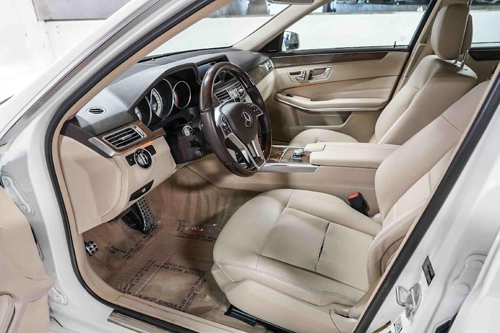 Thumbnail: 2014 Mercedes-Benz E-Class - 10