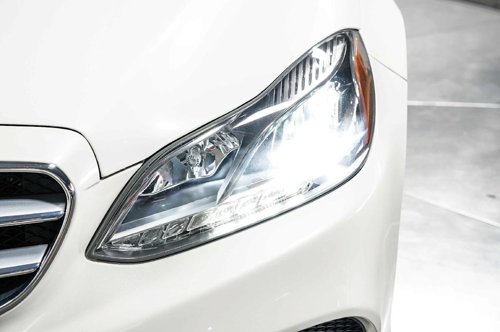 Thumbnail: 2014 Mercedes-Benz E-Class - 19